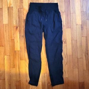 Lululemon Athletica Pants with Pockets!